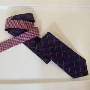 Tommy Hilfiger Men's Tie Purple Pink 100% Silk Vintage